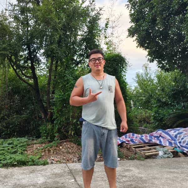 32岁岁浙江单身帅哥 - 商丘吉缘网